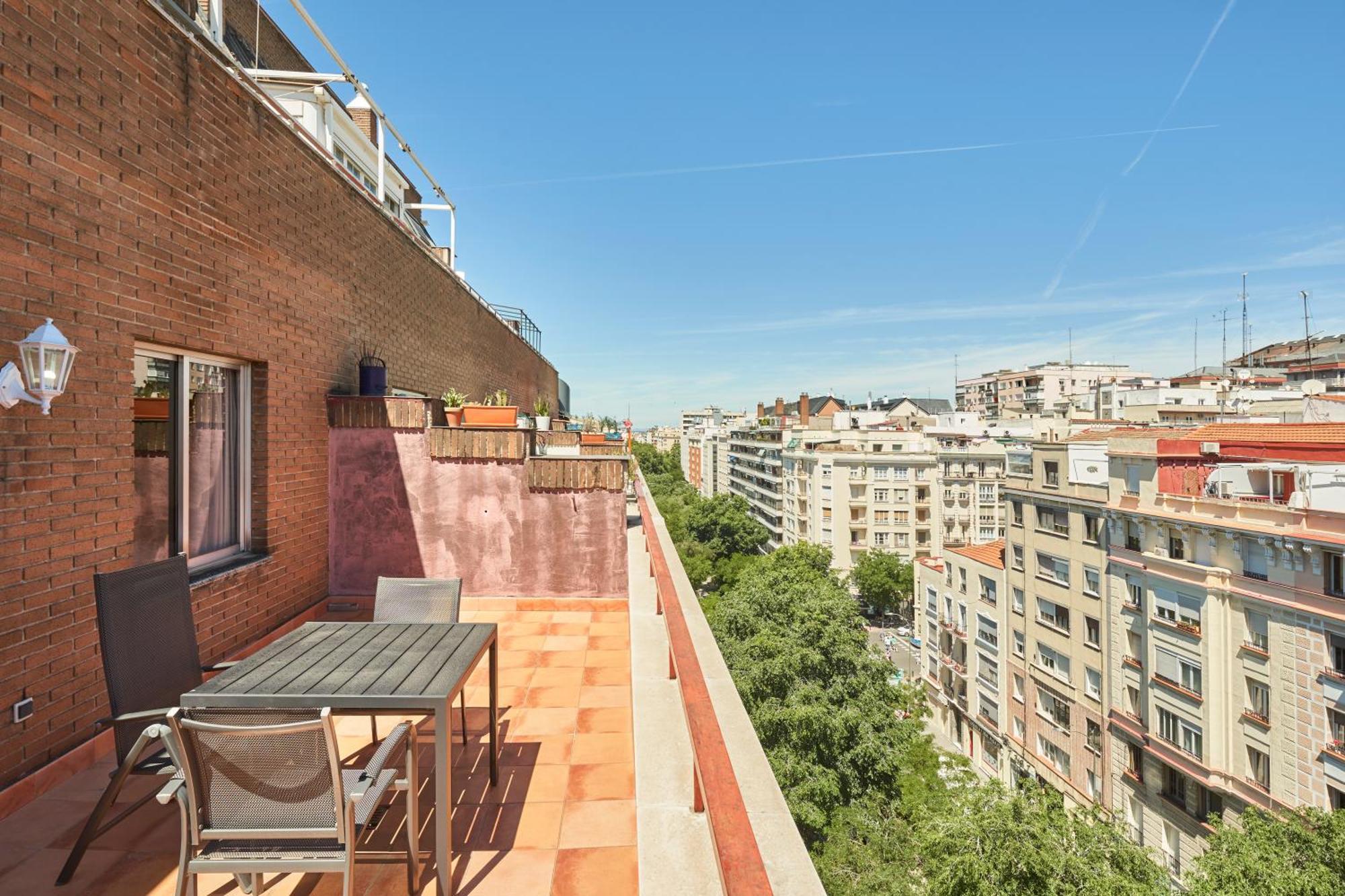 Apartamentos Juan Bravo — Photos 2